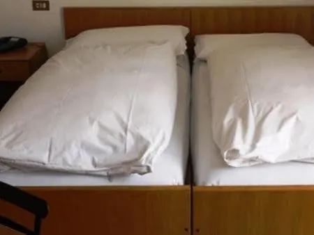 Hotel Valtellina 2*